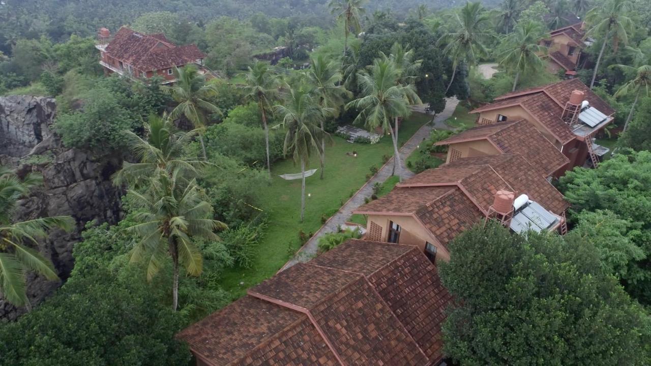 Amara Ayurveda Retreat- Overlooking Evergreen Western Ghats An Ecologically Sustainable Living Space In Kovalam Exterior photo